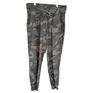 Albion Pants Women's Medium Green Camo Joggers With Elastic Waist & Drawstring